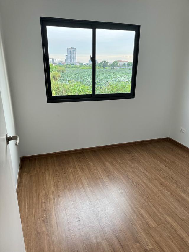 ขายบ้านด่วน pleno รามอินทราบางชันสเตชั่น 2 วิวหลังบ้านติดบึงบัว สนใจติดต่อ 089-2031188 16