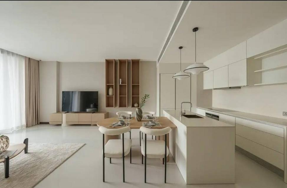 ให้เช่า คอนโด Q1 Sukhumvit (คิว วัน สุขุมวิท)108 ตรม 2 นอน 2 น้ำ ชั้น 20 พร้อมเฟอร์ 3