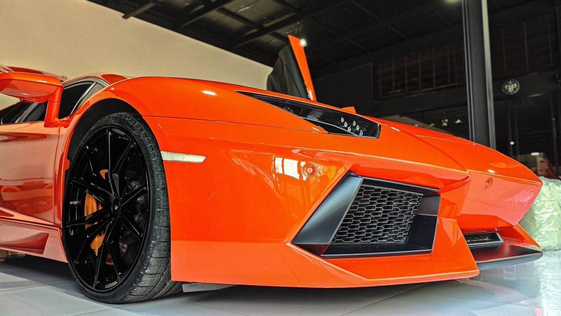 Lamborghini Aventador LP 700-4 Year 2014 ไมล์ 23,xxx km Sale 17 Million BAHT Tel 085-1210072 รูปที่ 12
