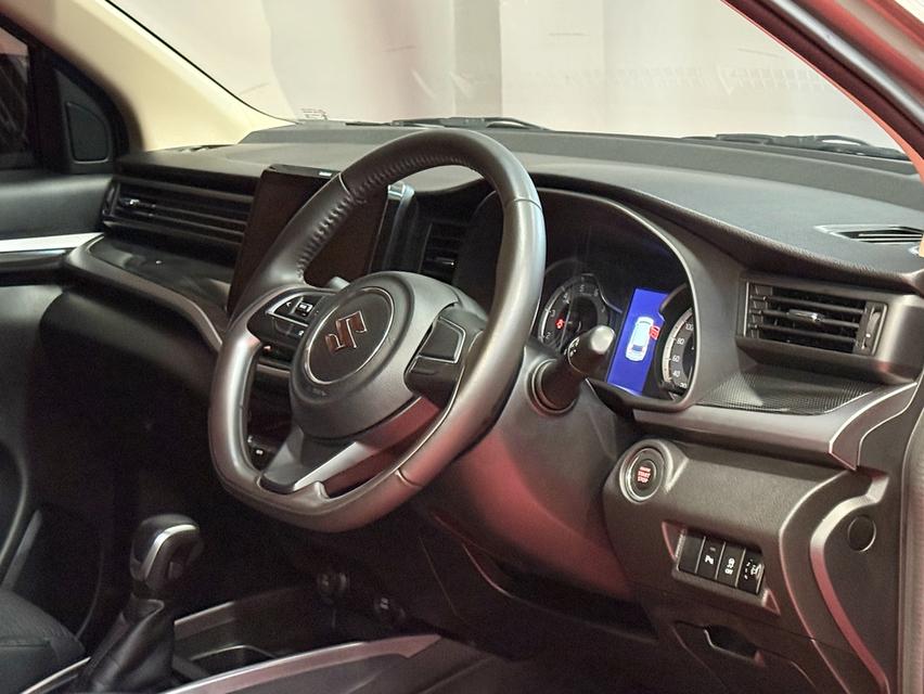 2023 SUZUKI XL7 1.5L ( 7 ที่นั่ง ) รถมือเดียวป้ายแดง รถวิ่งน้อยเพียง 60,000 กม  รถเข้าศูนย์ทุกระยะ รถไม่เคยมีอุบัติเหตุครับ รูปที่ 10