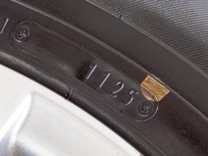 Mazda 3 2.0C Sport Hatchback ปี 2016 20