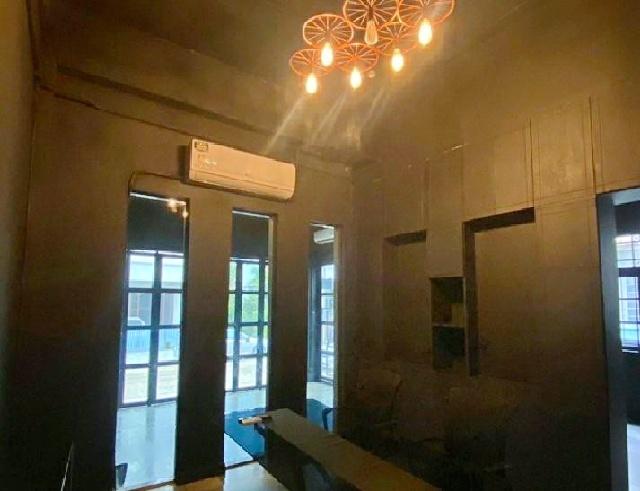 6นอน MRT รามคำแหง 1.7กม. ศรีวรา เหม่งจ๋าย ให้เช่า สตูดิโอ พร้อมโชว์รูม ออฟฟิศ 4 ชั้น หลังมุม 35 ตร.วา.560 ตร.ม. 4 น้ำ 4