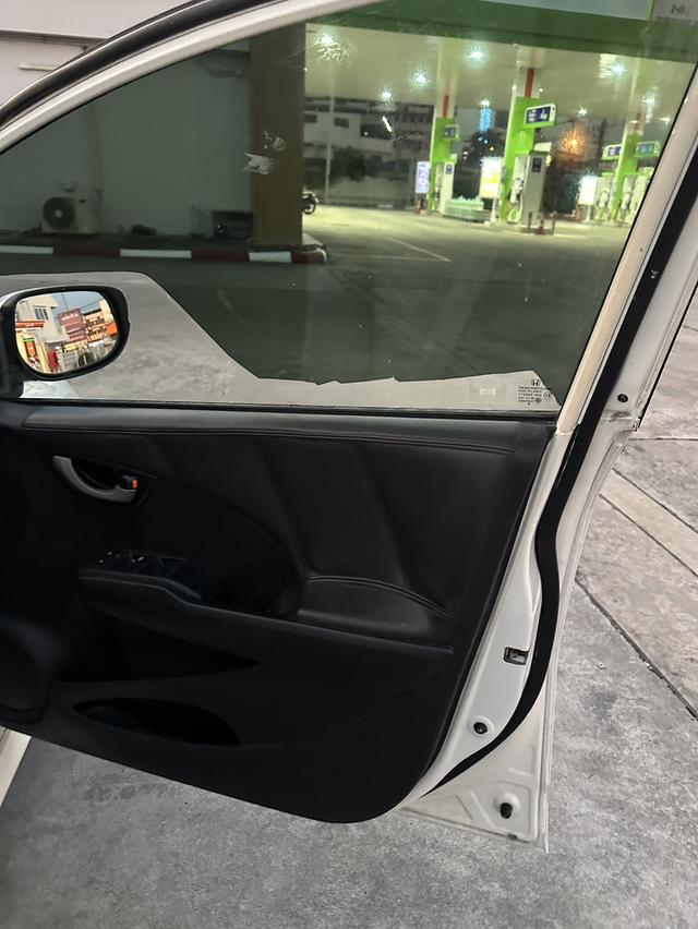 Honda Jazz 1.5 SV AT 2011 รูปที่ 10