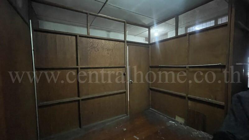 ทาวน์เฮ้าส์ ซอยจรัญสนิทวงศ์ 25 ทำเลดี อยู่ต้นซอย ติดถนนจรัญสนิทวงศ์ 18