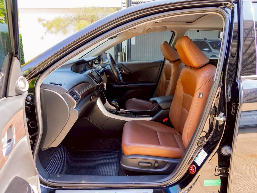 Honda Accord 2.0Hybrid Tech ปี19 รูปที่ 17