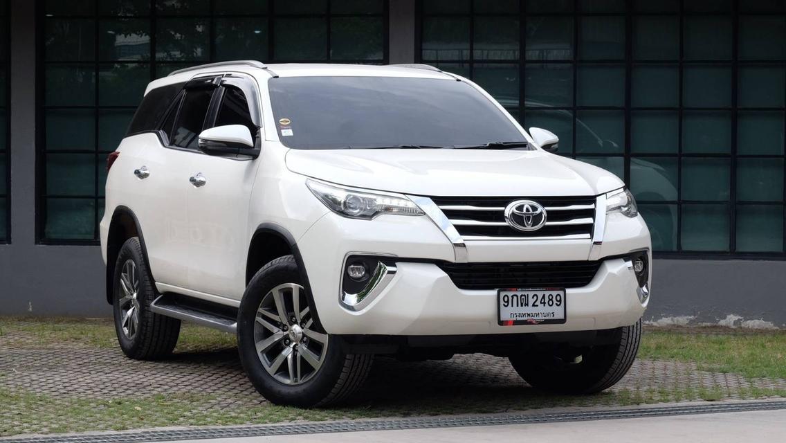 รหัสรถ KN2489 TOYOTA FORTUNER 2.4 รุ่น G 2019