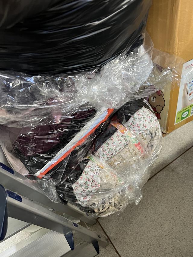 เสื้อผ้ามือสอง แบรนด์ + ไม่แบรนด์ 3