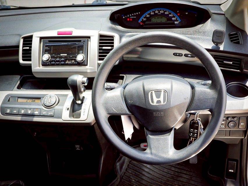 รหัสรถ QT5784 Honda Freed 1.5 SE เกียร์ Auto สีขาวมุก ปี2010 10