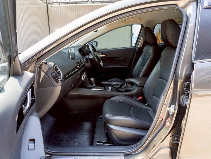 Mazda 3 2.0C ปี 2016 ♨️ #ประกันเครื่องเกียร์หลังการขาย3ปี / 30,000km. ♨️ รูปที่ 8