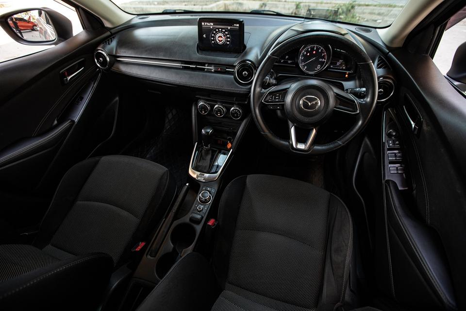 Mazda2 1.3 High Connect Skyactiv Sedan ปี 2017  13