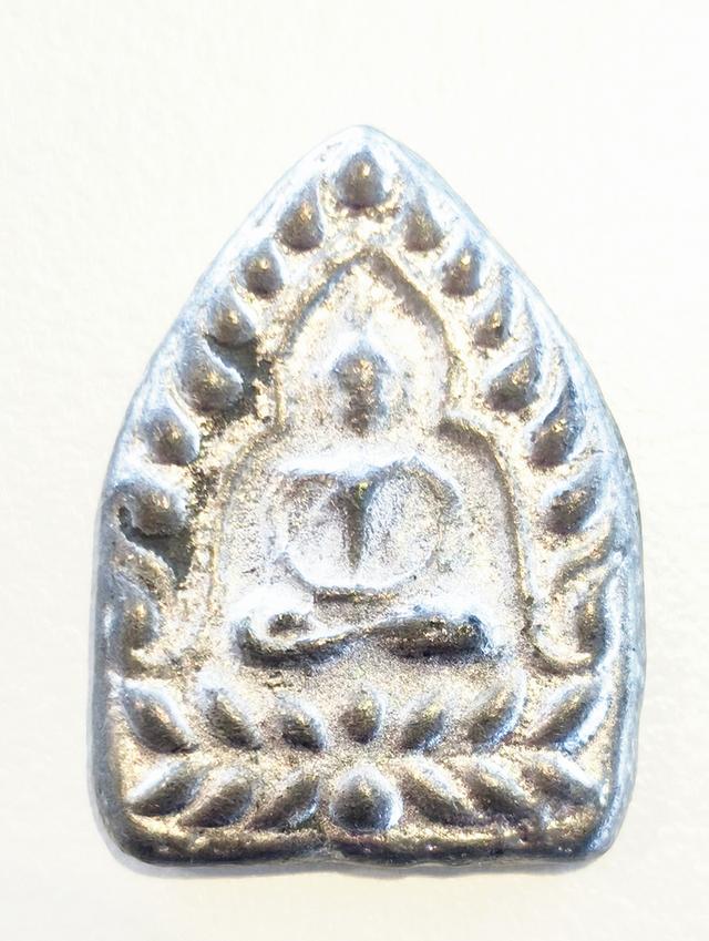 พระเจ้าสัว เนื้อชินตะกั่ว ตอกโค๊ต ดอกบัว ไม่ทราบที่