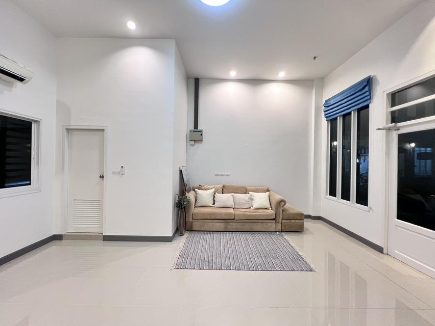 เจ้าของขายเอง Shop Chapter One Modern Dutch เพียง 2.49 m. เริ่มธุรกิจได้ทันที ยินดีรับเอเจ้น 10