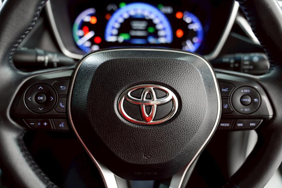 TOYOTA COROLLA ALTIS 1.8 HYBRID HIGH AT ปี 2019 จด 2020 ไมล์ 44,000 กม. 14