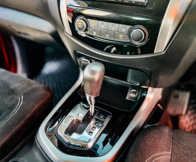 2018 Nissan Navara Calibre El  Black Edition 2.5DDTi VGS Turbo เกียร์ออโต้ AT เครดิตดีฟรีดาวน์ 5