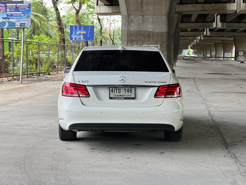 ขายรถ Benz E300 BLUETEC Hybrid W212  ปี 2015 สีขาว เกียร์ออโต้ 5