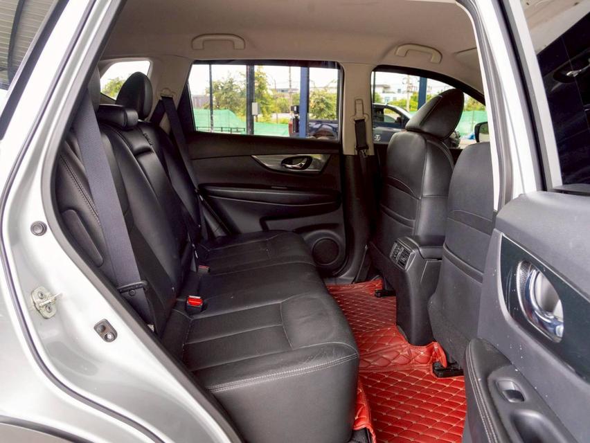 NISSAN X-TRAIL 2.0V 4WD ปี จด 2016 สภาพสวยเดิมๆ 18