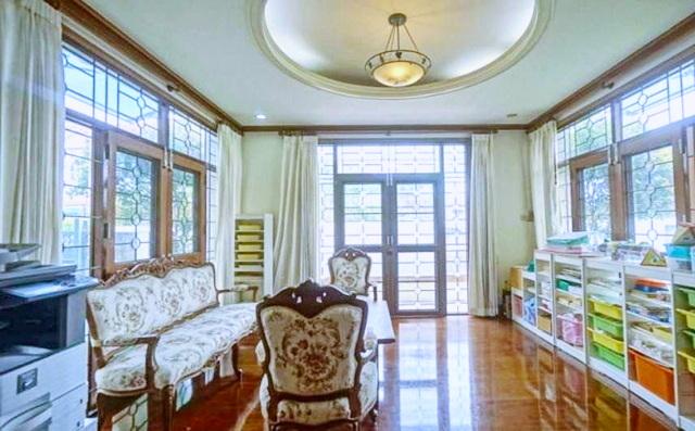 ขายคฤหาสน์เดี่ยว 2 ชั้น พุทธมณฑลสาย1 ตลิ่งชัน 147ตร.วา. 587ตร.ม. หลังใหญ่ พร้อมสวนส่วนตัว เฟอร์ฯ นานาชาติ 4นอน 5น้ำ MRT  2