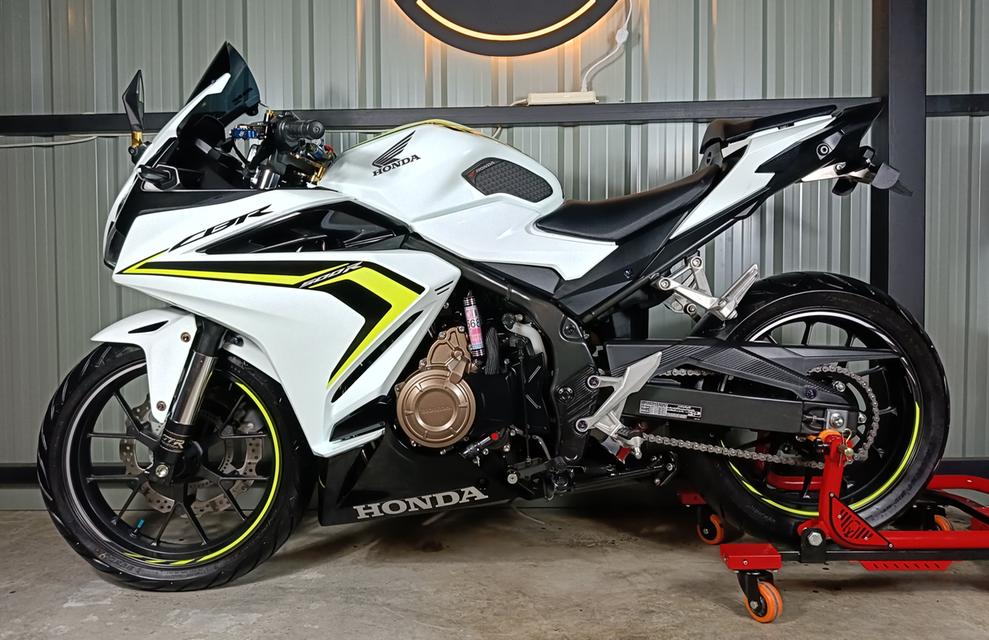 HONDA CBR500R Y2019 3