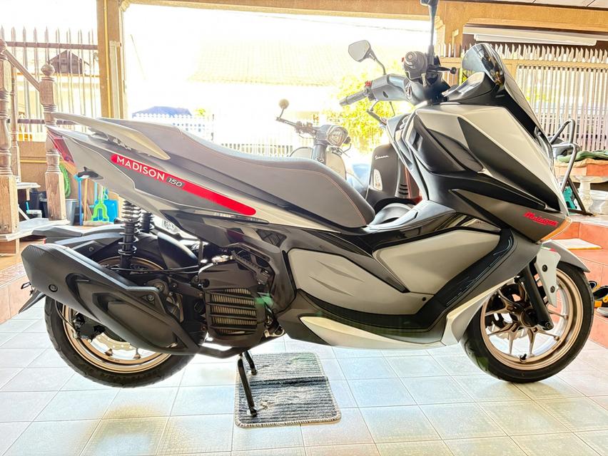 Madison150 4V โฉม2023 รถมือเดียว ใช้งานน้อย สภาพซื้อจอด จัดส่งได้ มีเก็บปลายทาง วิ่ง6000 ปี67 6