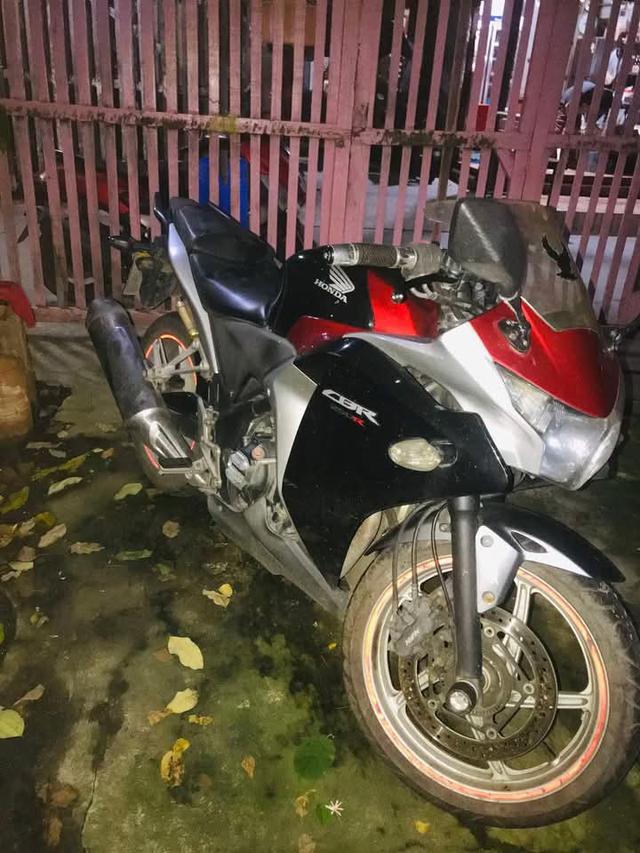 Honda CBR250ABS 2