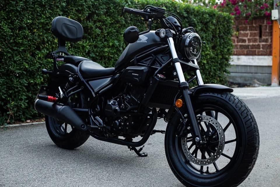 Honda Rebel 300 ปี 2021 สีดำเงา