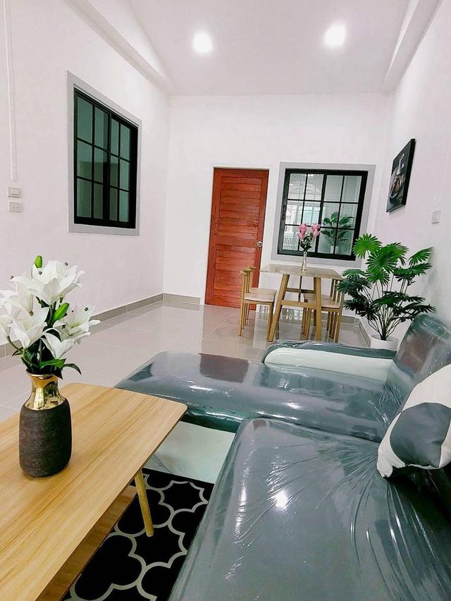หมู่บ้านวรารักษ์ รังสิตคลองสาม ทาวน์เฮาส์ชั้นเดียว  ตกแต่งใหม่ เหมือนบ้านพักตากอากาศ เหมาะกับการพักผ่อน 9
