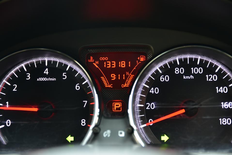 2012 NISSAN ALMERA 1.2ES AUTO รูปที่ 17