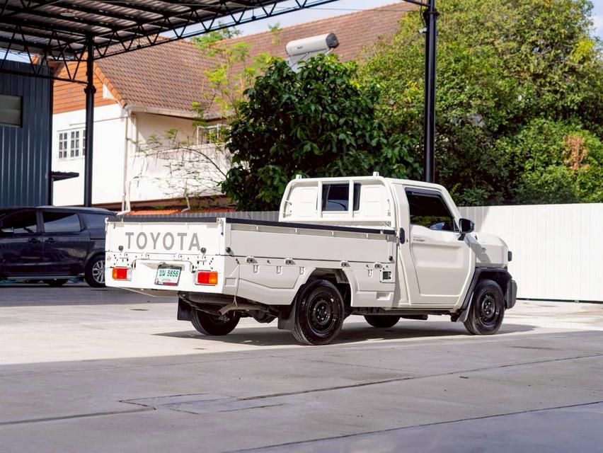 Toyota Hilux Champ 2.7 SWB ปีจด 2025 8