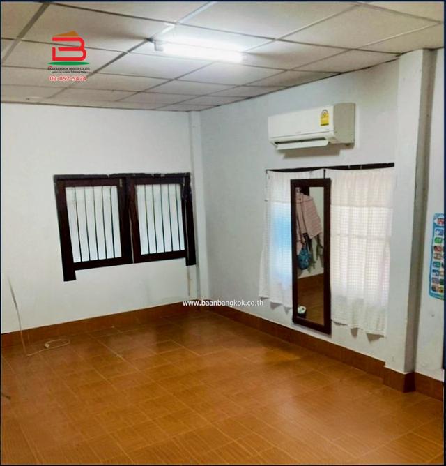 บ้านเดี่ยว หมู่บ้านโอษธิศ 2 (ซ.สุคนธสวัสดิ์5) เนื้อที่ 40 ตรว. ถนนประเสริฐมนูกิจ เขตลาดพร้าว กรุงเทพฯ 8