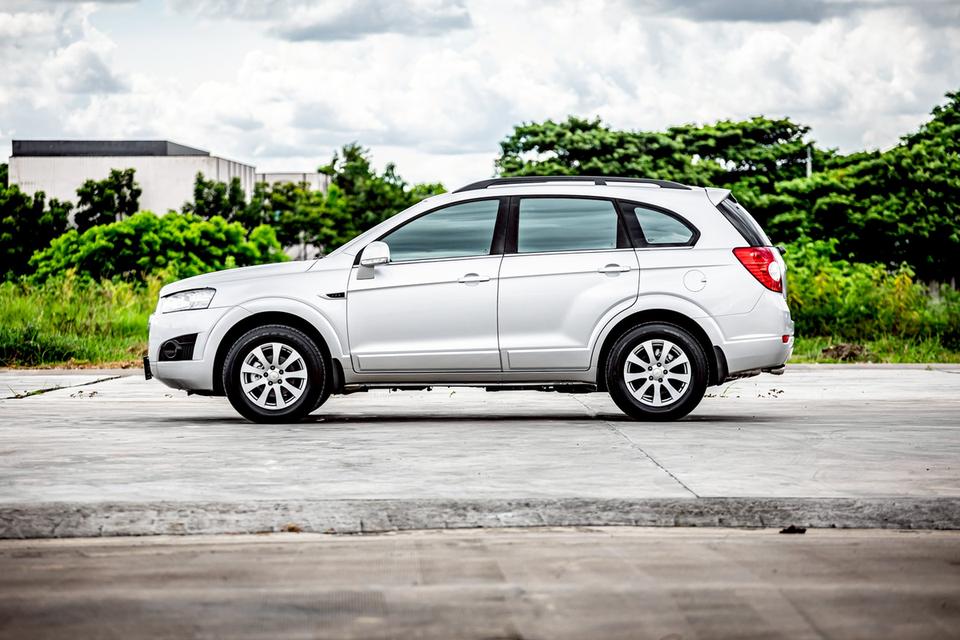 CHEVROLET Captiva 2.4 LT ปี 2012 เกียร์ออโต้ สีเทา Suv 7 ที่นั่ง 9