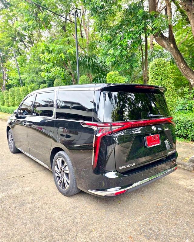 MG Maxus9 V Super Luxury สีดำ ปี 2024 ไมล์ 9,000 กม.