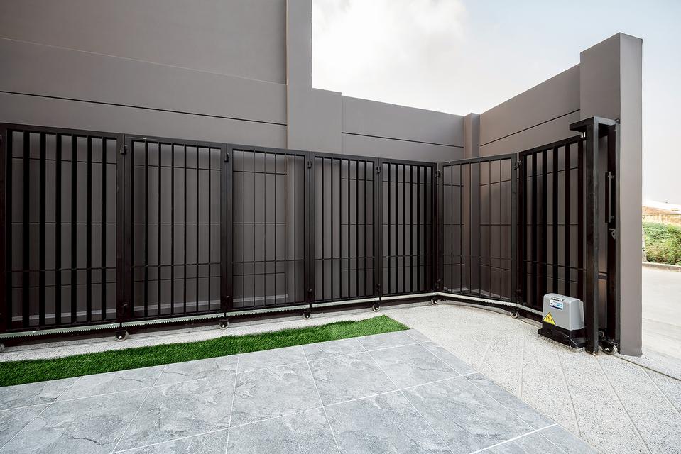 ขายบ้านเดี่ยว 3 ชั้น Luxury Modern ใจกลางลาดพร้าว 101 รองรับ EV Charger+Solar Cell+++โครงการ Feel Town ลาดพร้าว 101 20