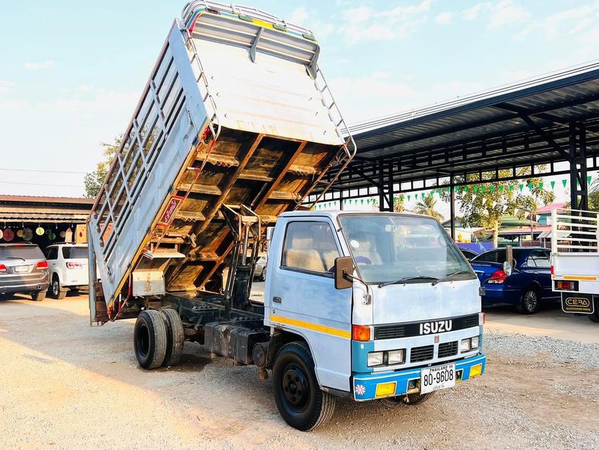 Isuzu NKR 110 Hp ปี 1992