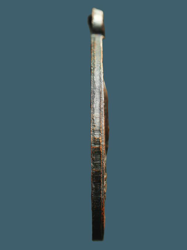 เหรียญหลวงพ่อแดง รุ่นแรก วัดเขาบันได้อิฐ ปี 2503...เก่าๆ