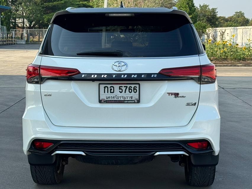 Toyota Fortuner 2.8 Top 4WD ปี 2019 จด 2020 ขับ 4 รถสวยจัด ไมล์ 18X,XXX km. 5