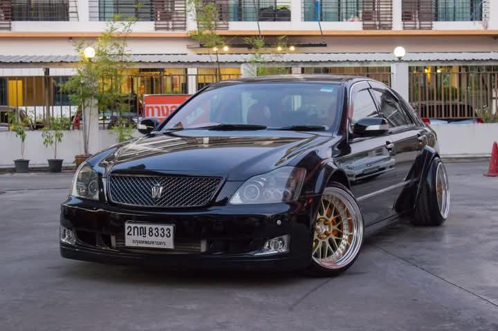 Toyota Crown Athlete ปี 2004 4