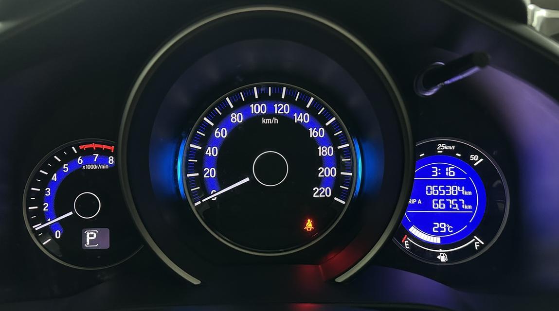 Honda Jazz  1.5 SV+ ปี 2014 15