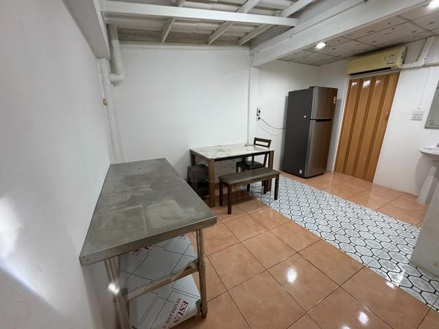 ให้เช่าทาวน์เฮ้าท์ 2 ชั้น 3 ห้องนอน ซอยประชาราษฏร์บำเพ็ญ24 ใกล้ MRT ห้วยขวาง 4