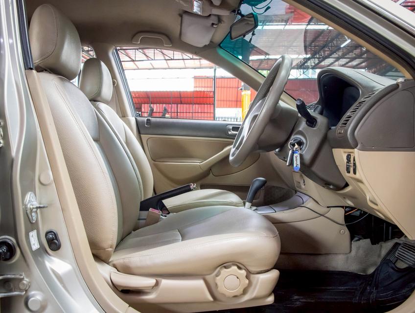 HONDA CIVIC DIMENSION 1.7 ปี 2005 8
