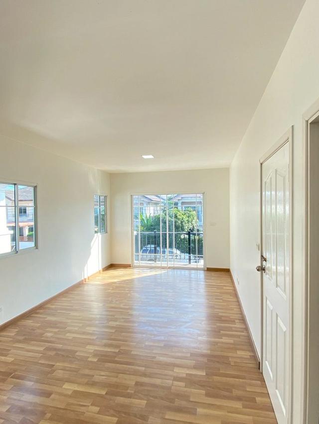 ขายบ้านเดี่ยว 2 ชั้น เนื้อที่ 52.9 ตร.ว.หมู่บ้านภัสสร 19 ซอย 36 ถนนจตุโชติ แขวงออเงิน เขตสายไหม กรุงเทพฯ 9