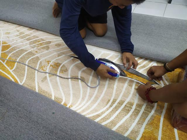 #ปูพรม  ซ่อมพรม ซักพรม # เย็บขอบพรม  #ต่อพรม#ปูกระเบื้องม้วน #ปูกระเบื้องยาง SPC #ปูหญ้าเทียม ทีมงานช่างวาสพร้อมบริการ งานปู-ซ่อมพื้นครบวงจร T/Line 08 รูปที่ 6