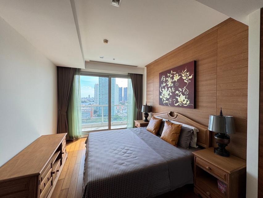 ขาย-ให้เช่าคอนโดหรู ริมน้ำ เดอะ รีเวอร์ ; 69 ตรม ชั้น 18 1