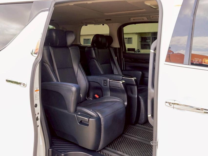 TOYOTA ALPHARD 2.5 SC PACKAGE 2019 13