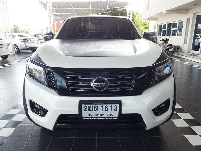 (แจ้งรหัสรถ KCY1613) NISSAN NAVARA NP300 KING CAB CALIBRE 2.5 E BLACK EDITION เกียร์ธรรมดา ปี 2019 ขาว-ดำ รูปที่ 5