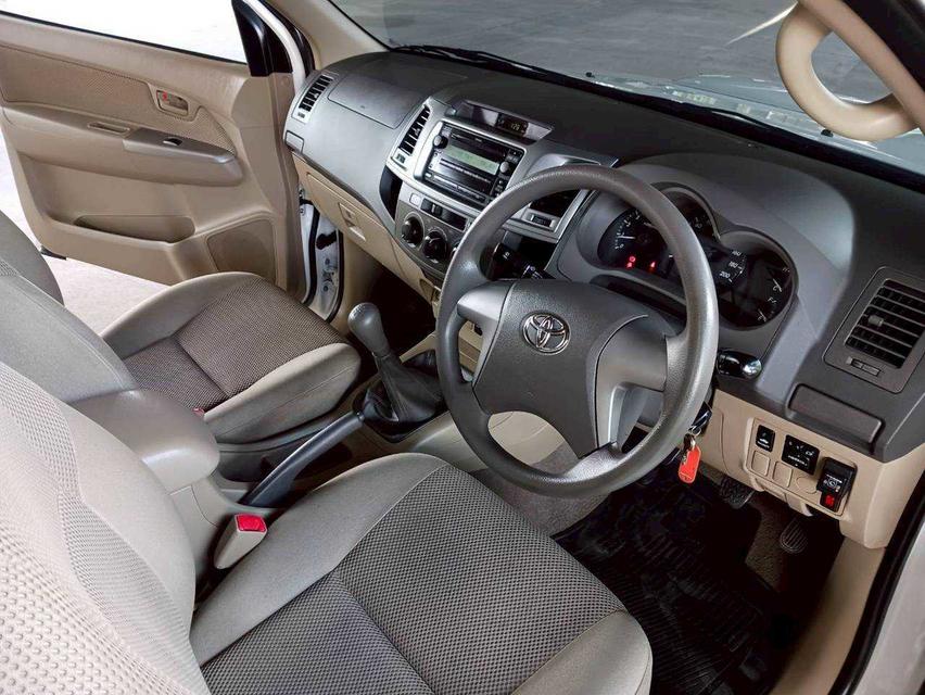 ขายด่วน! Toyota Vigo Champ Smart Cab 2.5 E MT ปี 2014 CNG รูปที่ 12