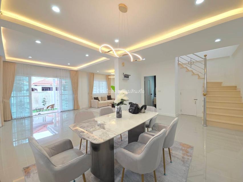 หมู่บ้านเอกวิน ถนนเลียบคลองสอง 6