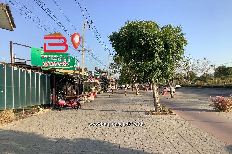 ที่ดินพร้อมบ้าน (ติดถนนเทพรักษ์) ปากซอยเทพรักษ์ 45 เหมาะทำโครงการอเวนิว เนื้อที่ 687.8 ตารางวา รายล้อมด้วยห้างสรรพสินค้า,Street Food เขตบางเขน กรุงเทพ 7