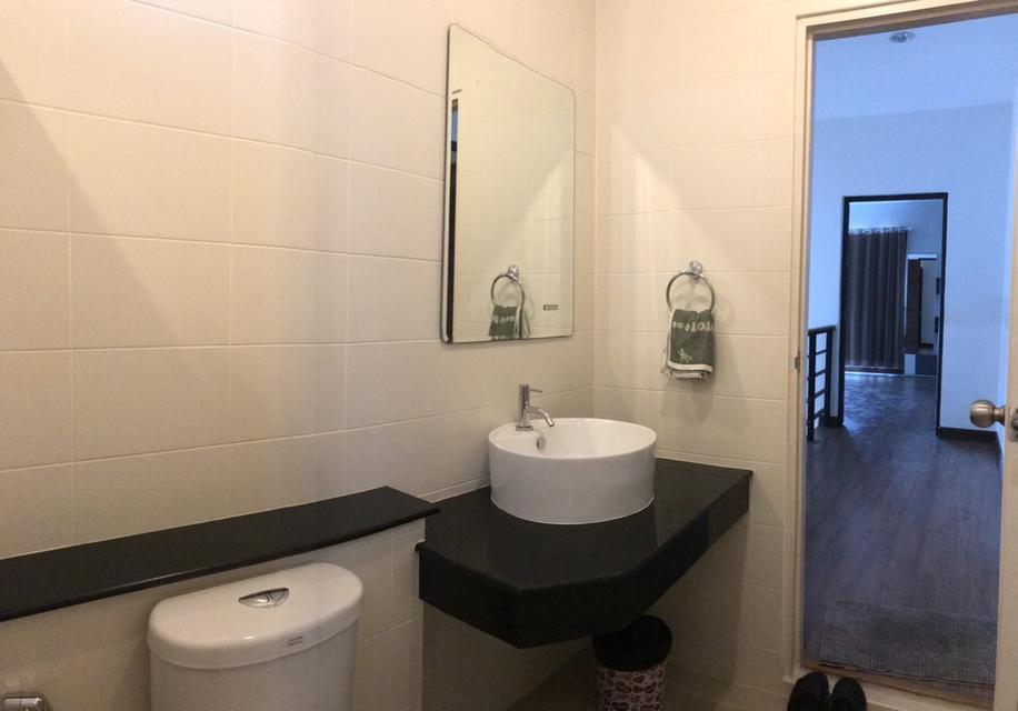 🏡🌟 ให้เช่าบ้านเดี่ยว 2 ชั้น เฟอร์นิเจอร์และอุปกรณ์ครบครัน ใกล้สิ่งอำนวยความสะดวก #สันกำแพง