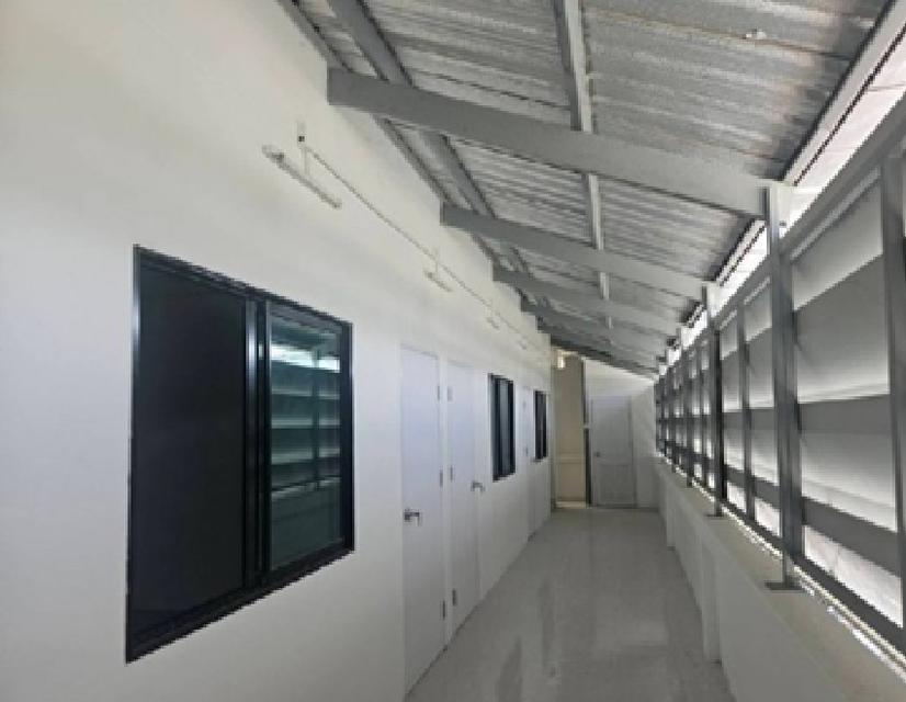 ให้เช่าโรงงาน / โกดัง พร้อมสำนักงาน พื้นที่สีม่วง พุทธมณฑล สาย 4 อ้อมน้อย กระทุ่มแบน พื้นที่ 1680 ตารางเมตร 11