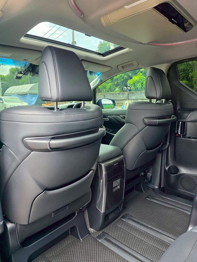Toyota ALPHARD 2.5SC PACKAGE สีดำ ปี 2021 ไมล์ 50,000 กม.  10